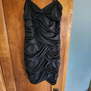 H& M black dress